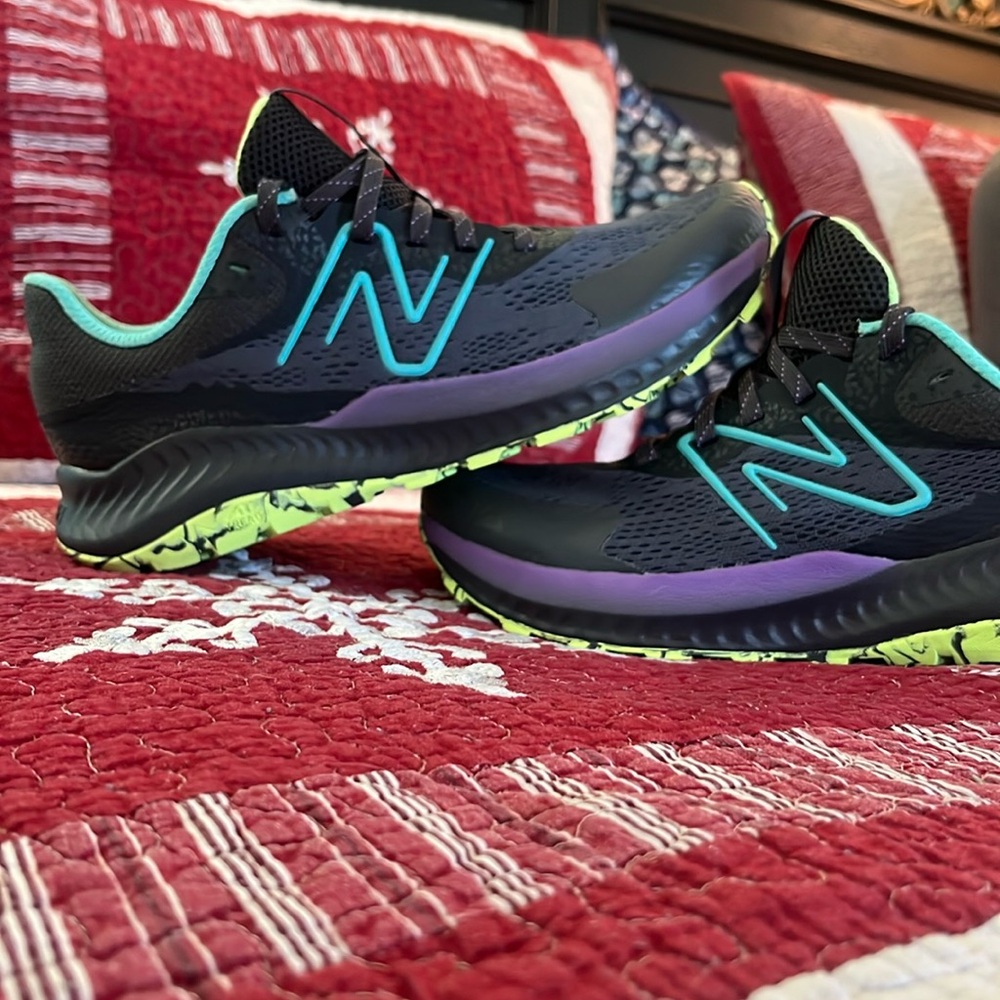 Women’s new balance trail running shoes